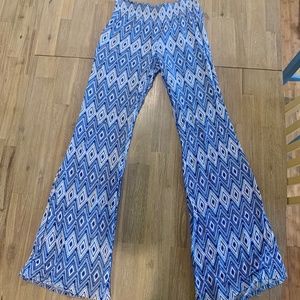 Printed flare pants